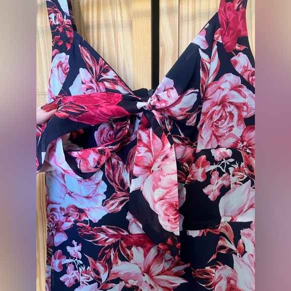 Julia Jordan tired floral dress - Picture 3 of 6